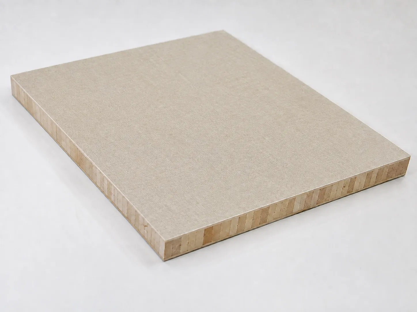 Melamine Faced Cedar Core Blockboard (1)