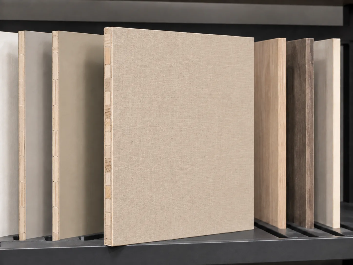 Melamine Faced Cedar Core Blockboard (3)